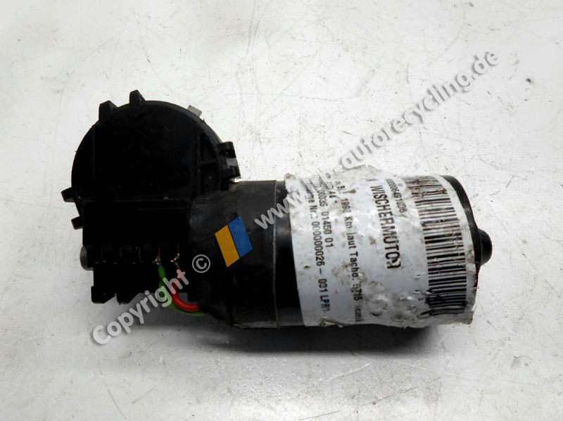 AUDI A4 (B5) BJ1998 WISCHERMOTOR VORN 8D1955023D BOSCH 0390241132 STECKER FEST